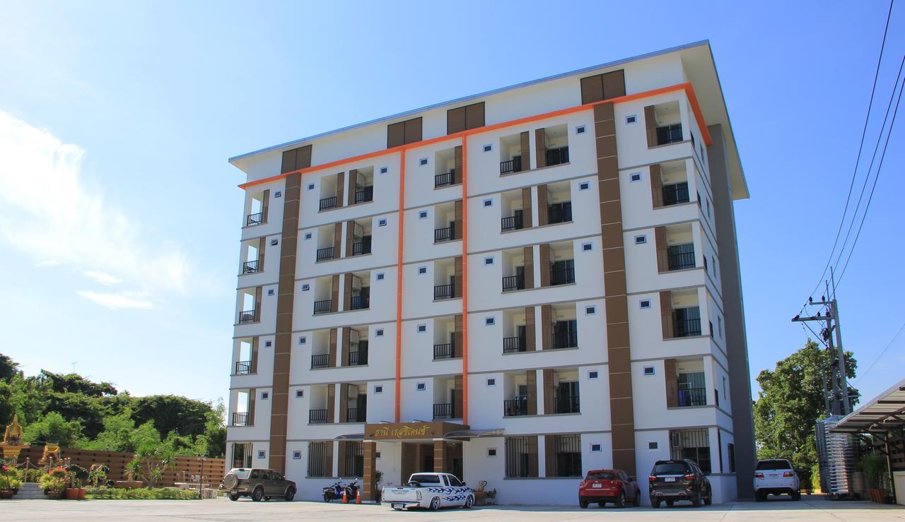 Thani Residence Chonburi Exterior photo